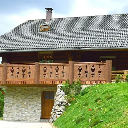 Le Royal Nathalie Mn La Rouge Dağ evi