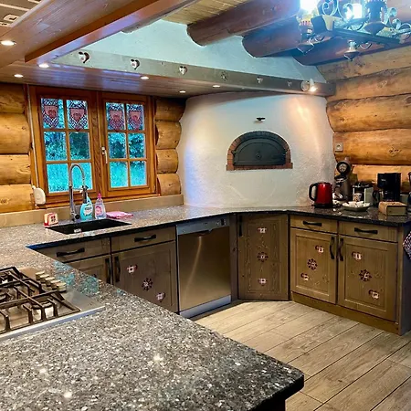 Le Royal Nathalie Mn La Rouge